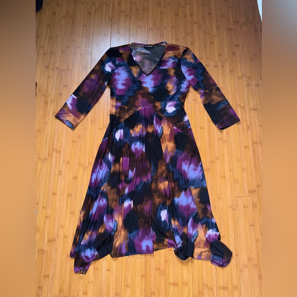 Elegant Multicolor V-Neck Dress
